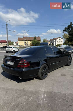 Седан Mercedes-Benz E-Class 2002 в 