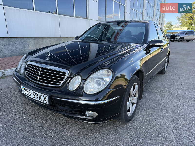 Седан Mercedes-Benz E-Class 2004 в Білій Церкві