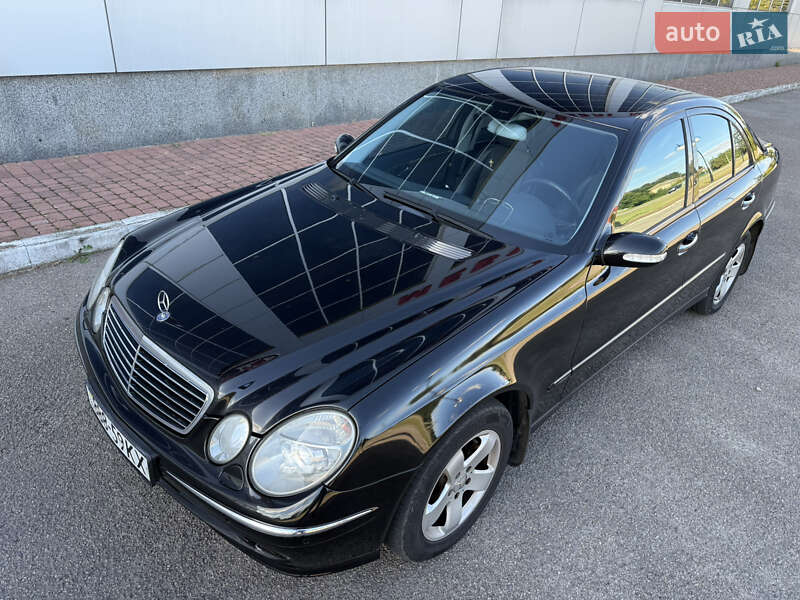 Седан Mercedes-Benz E-Class 2004 в Білій Церкві