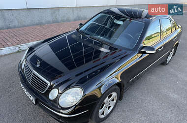 Седан Mercedes-Benz E-Class 2004 в 