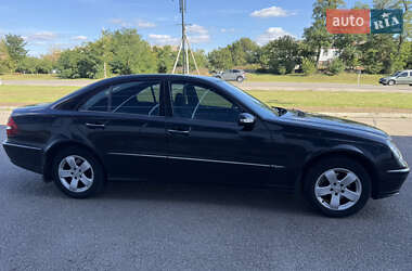 Седан Mercedes-Benz E-Class 2004 в 