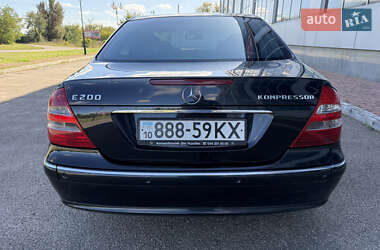 Седан Mercedes-Benz E-Class 2004 в 