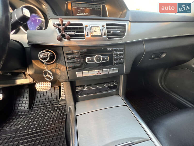 Універсал Mercedes-Benz E-Class 2013 в Нововолинську