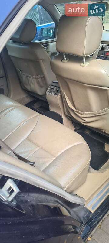Седан Mercedes-Benz E-Class 1999 в Львове