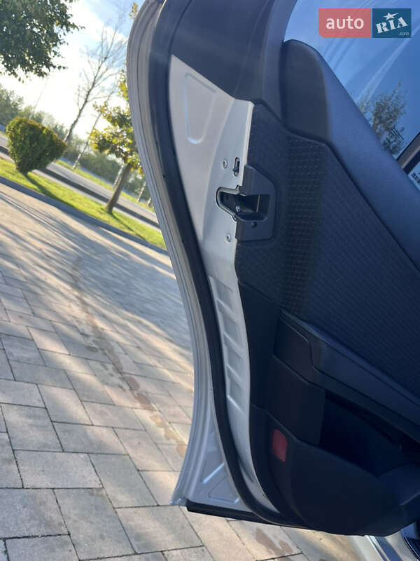 Седан Mercedes-Benz E-Class 2007 в Ивано-Франковске фото 29 Седан Mercedes-Benz E-Class 2007 в Ивано-Франковске