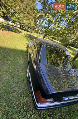 Седан Mercedes-Benz E-Class 1995 в 