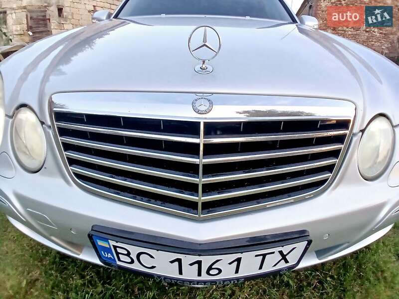 Седан Mercedes-Benz E-Class 2008 в Львове