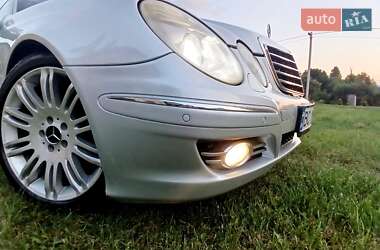Седан Mercedes-Benz E-Class 2008 в 