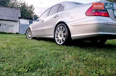 Седан Mercedes-Benz E-Class 2008 в 