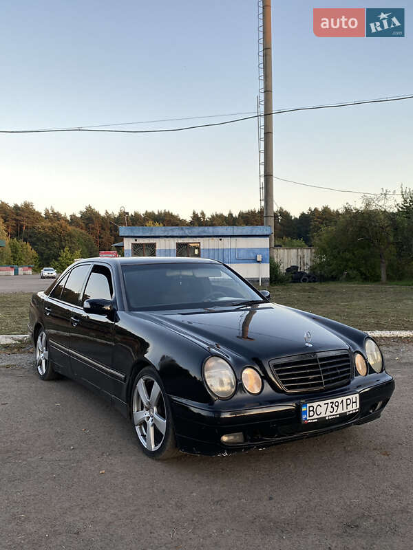 Mercedes-Benz E-Class 2000
