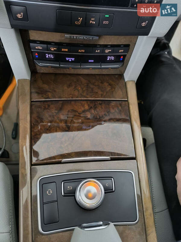 Седан Mercedes-Benz E-Class 2012 в Калуше