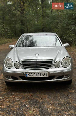 Седан Mercedes-Benz E-Class 2003 в 
