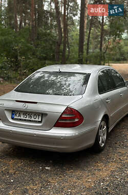 Седан Mercedes-Benz E-Class 2003 в 