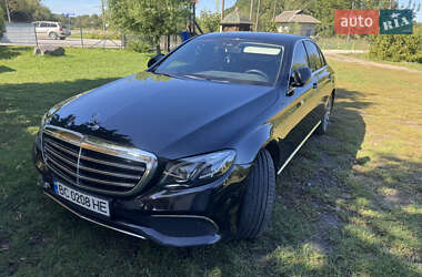 Седан Mercedes-Benz E-Class 2017 в Івано-Франківську