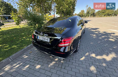 Седан Mercedes-Benz E-Class 2017 в 