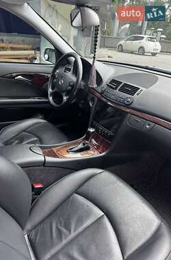 Универсал Mercedes-Benz E-Class 2005 в 