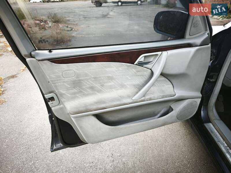 Седан Mercedes-Benz E-Class 2001 в Охтирці фото 12 Седан Mercedes-Benz E-Class 2001 в Охтирці