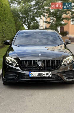 Седан Mercedes-Benz E-Class 2017 в 
