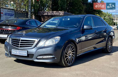 Седан Mercedes-Benz E-Class 2011 в Києві