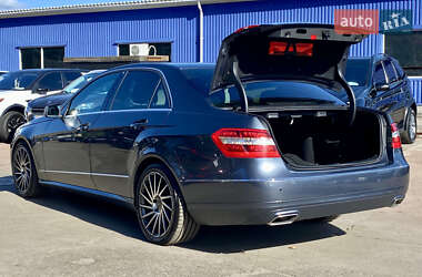 Седан Mercedes-Benz E-Class 2011 в 