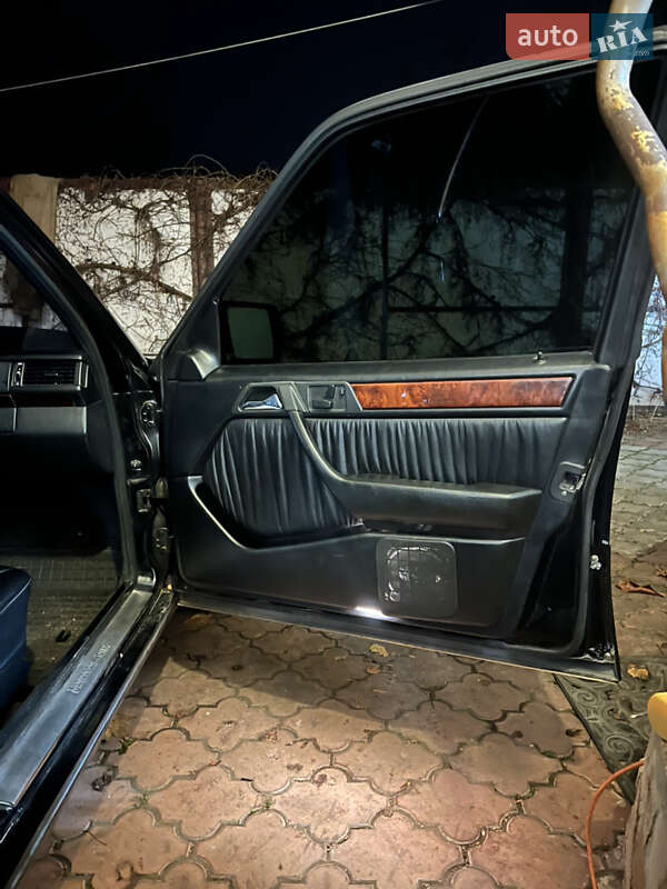 Седан Mercedes-Benz E-Class 1995 в Одесі
