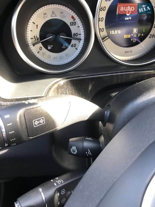 Седан Mercedes-Benz E-Class 2013 в Києві