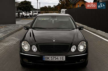 Седан Mercedes-Benz E-Class 2003 в 