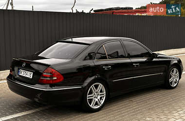 Седан Mercedes-Benz E-Class 2003 в 