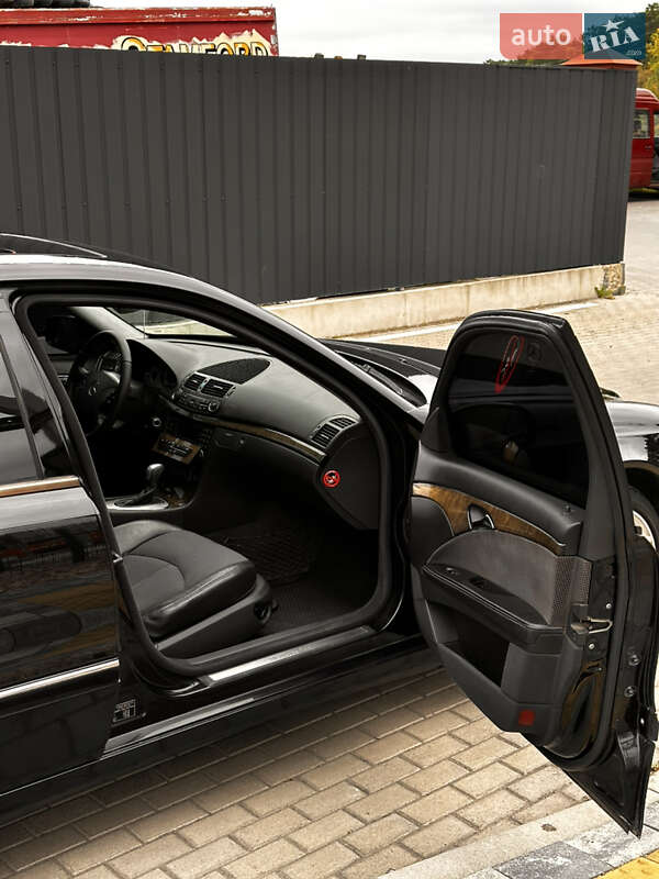 Седан Mercedes-Benz E-Class 2003 в Дубно фото 28 Седан Mercedes-Benz E-Class 2003 в Дубно