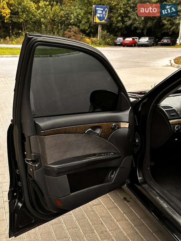 Седан Mercedes-Benz E-Class 2003 в Дубно фото 39 Седан Mercedes-Benz E-Class 2003 в Дубно