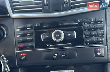 Седан Mercedes-Benz E-Class 2011 в 