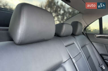 Седан Mercedes-Benz E-Class 2011 в 