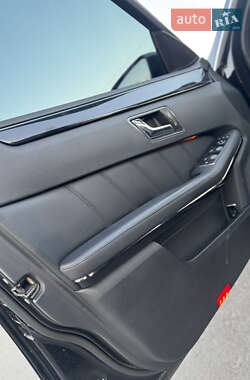 Седан Mercedes-Benz E-Class 2011 в 