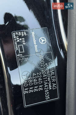Седан Mercedes-Benz E-Class 2011 в 