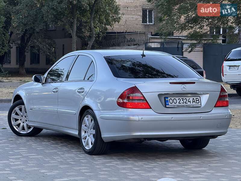 Седан Mercedes-Benz E-Class 2005 в Одесі