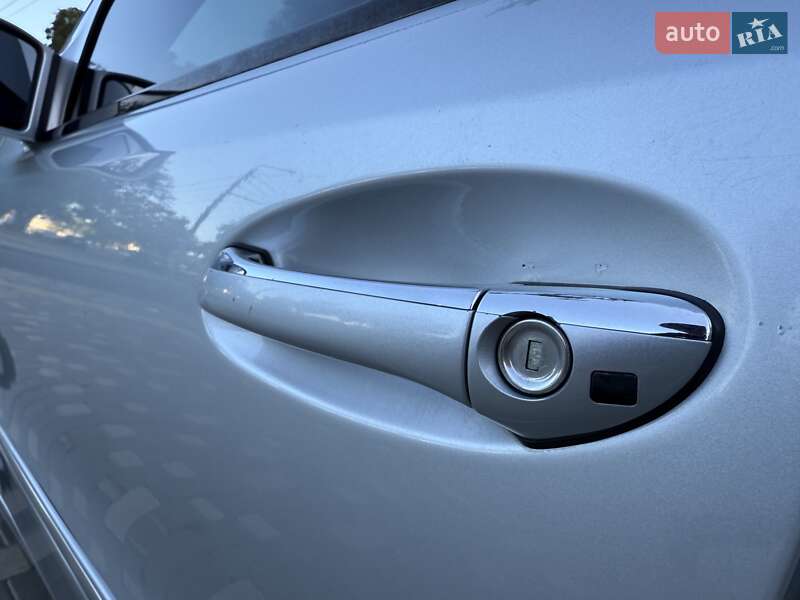 Седан Mercedes-Benz E-Class 2005 в Одесі