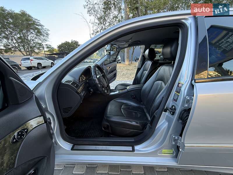 Седан Mercedes-Benz E-Class 2005 в Одесі