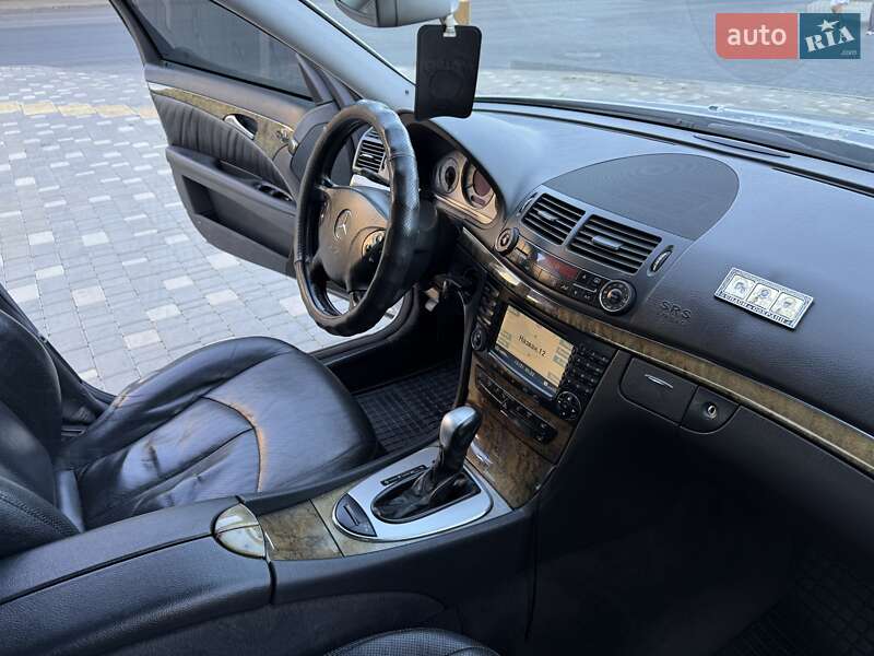 Седан Mercedes-Benz E-Class 2005 в Одесі