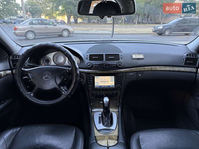 Седан Mercedes-Benz E-Class 2005 в Одесі