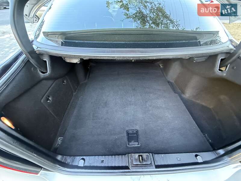 Седан Mercedes-Benz E-Class 2005 в Одесі
