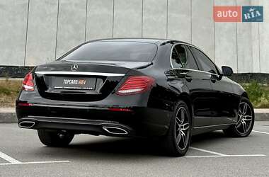 Седан Mercedes-Benz E-Class 2019 в 