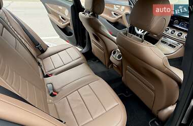 Седан Mercedes-Benz E-Class 2019 в 