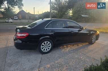 Седан Mercedes-Benz E-Class 2012 в 
