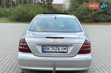 Седан Mercedes-Benz E-Class 2003 в 