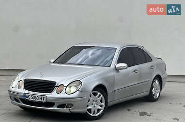 Седан Mercedes-Benz E-Class 2002 в  фото 2 Седан Mercedes-Benz E-Class 2002 в