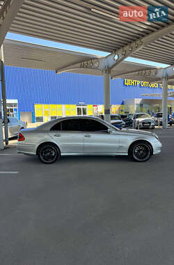 Седан Mercedes-Benz E-Class 2003 в 