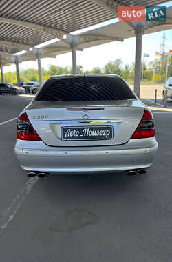Седан Mercedes-Benz E-Class 2003 в 