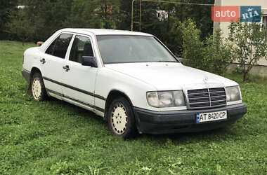 Седан Mercedes-Benz E-Class 1986 в 