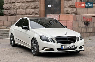 Седан Mercedes-Benz E-Class 2009 в Одесі