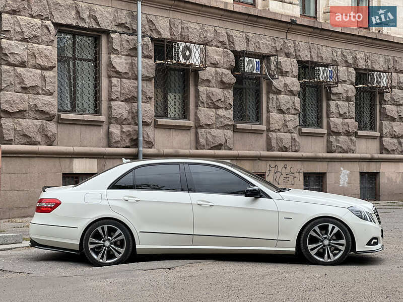 Седан Mercedes-Benz E-Class 2009 в Одессе фото 5 Седан Mercedes-Benz E-Class 2009 в Одессе